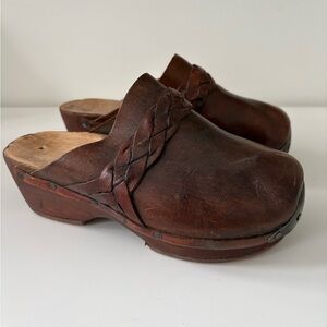 Vintage Brown Leather and Wood Clogs with Braided Detail 6 1/2